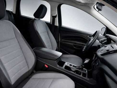 Used 2018 Ford Escape S FWD image 12