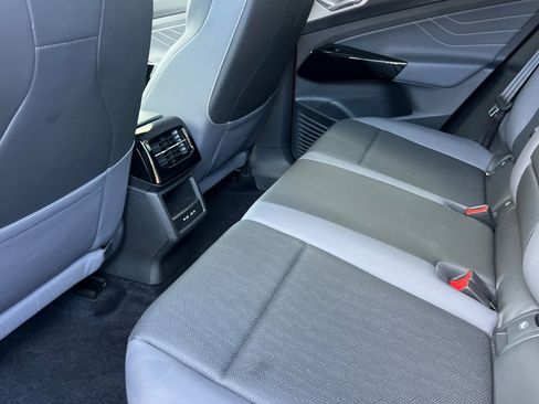 Used 2023 Volkswagen ID.4 Pro S image 12