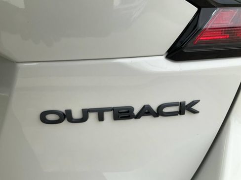 Used 2024 Subaru Outback Onyx Edition AWD/4WD image 39