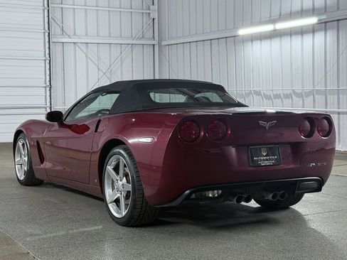 Used 2006 Chevrolet Corvette Convertible w/ Preferred Equipment Group image 12