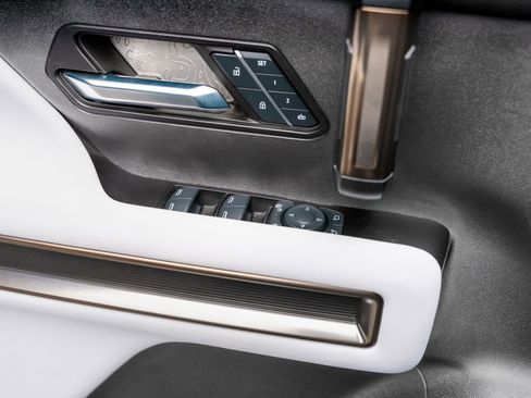 Used 2025 GMC Hummer EV 3X w/ Battery Pack, 24 Module Pack image 50