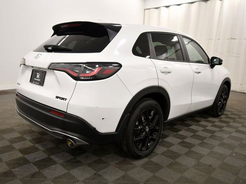 Certified 2024 Honda HR-V Sport image 8