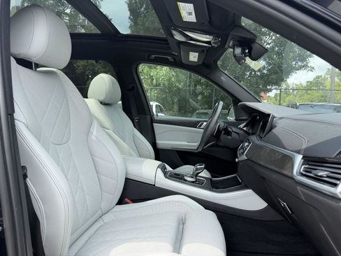 Used 2023 BMW X5 sDrive40i w/ Executive Package RWD image 25