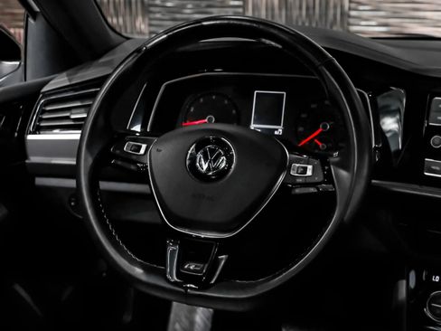 Used 2020 Volkswagen Jetta R-Line w/ R-Line Cold Weather Package FWD image 19