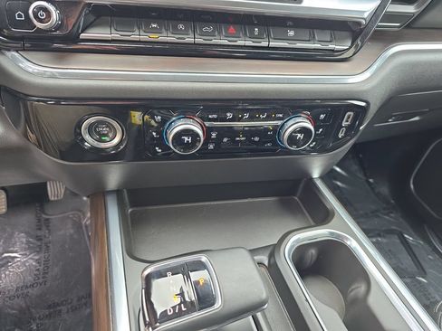 Certified 2023 GMC Sierra 1500 SLT w/ SLT Convenience Package AWD/4WD image 36