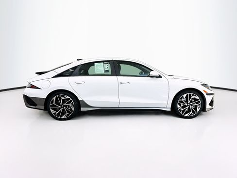 Used 2024 Hyundai Ioniq 6 SEL AWD/4WD image 10