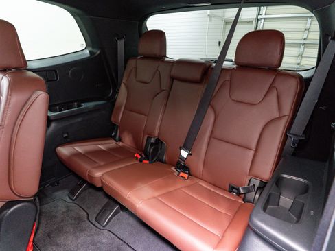 Used 2024 Kia Telluride SX image 38