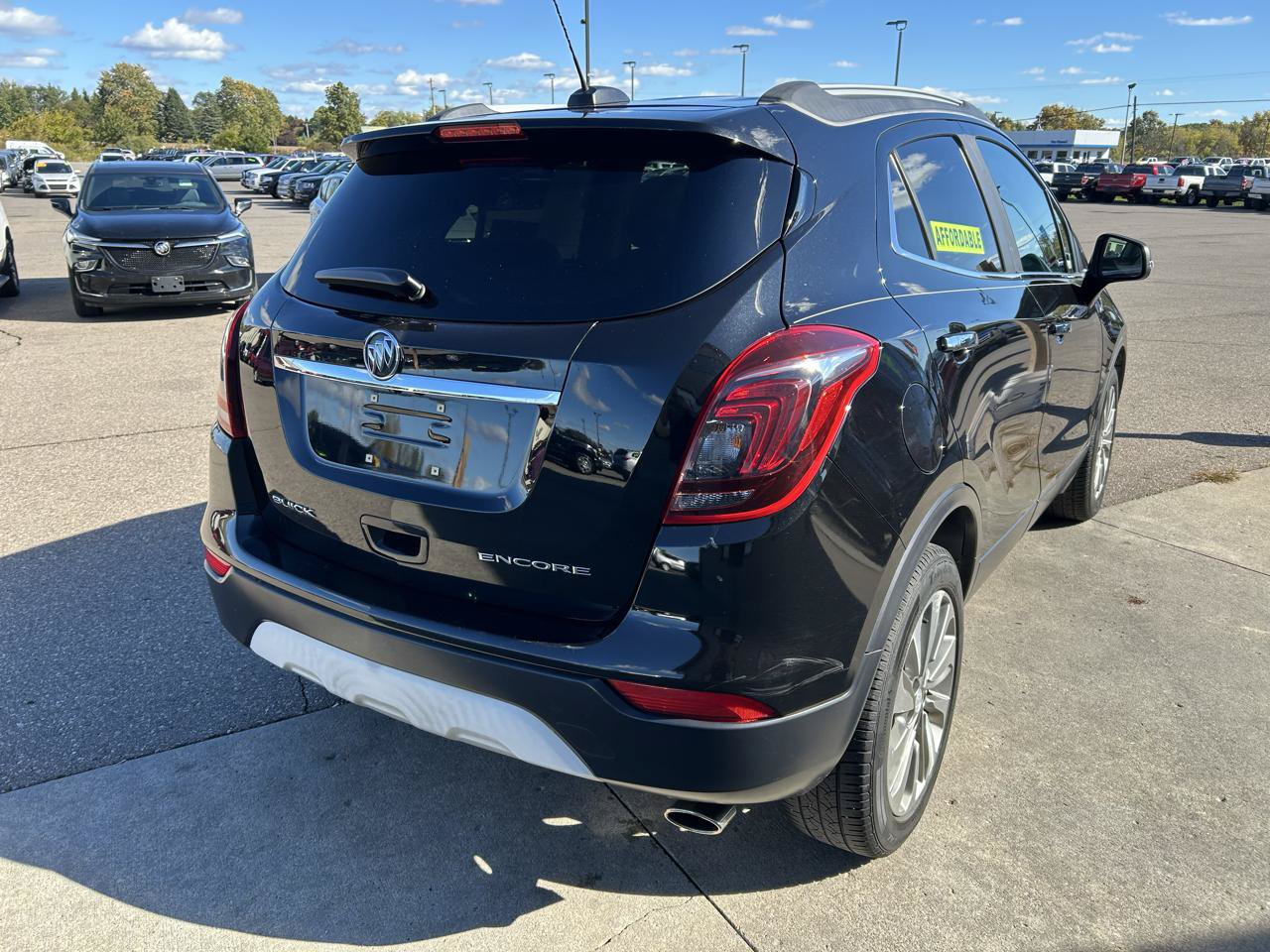 Used 2017 Buick Encore Preferred FWD image 5