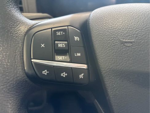 Used 2024 Ford Transit 250 148 Medium Roof RWD image 18