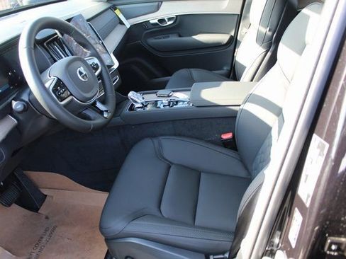 New 2026 Volvo XC90 B6 Plus w/ Protection Package Premier image 12