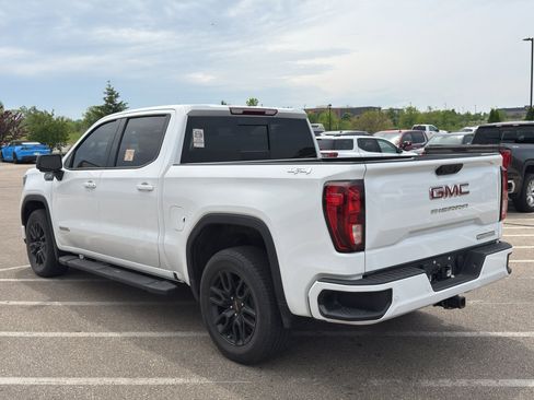 Used 2024 GMC Sierra 1500 Elevation w/ Elevation Premium Package AWD/4WD image 3