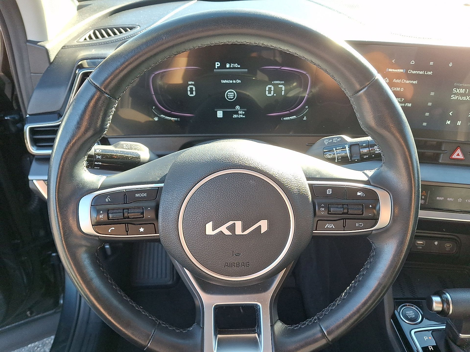 Used 2024 Kia Sportage EX AWD/4WD image 22