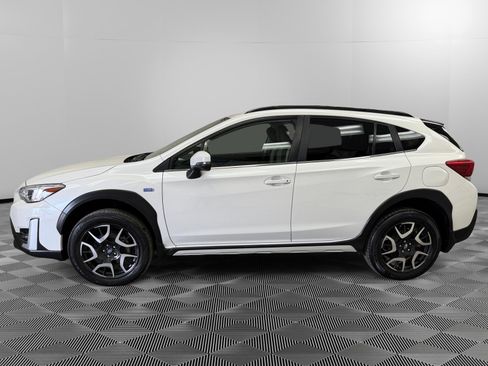 Used 2023 Subaru Crosstrek Hybrid w/ Moonroof Package w/Navigation image 2