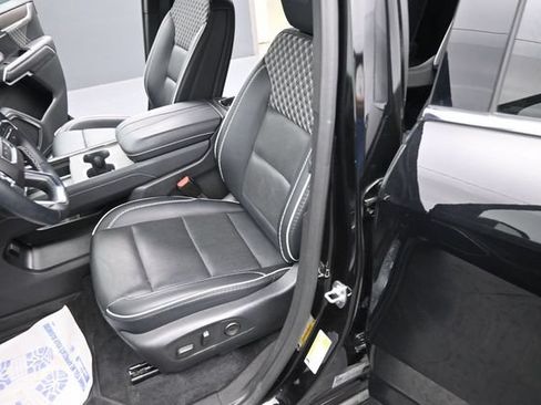 Used 2024 GMC Acadia Denali w/ Super Cruise Package AWD/4WD image 19
