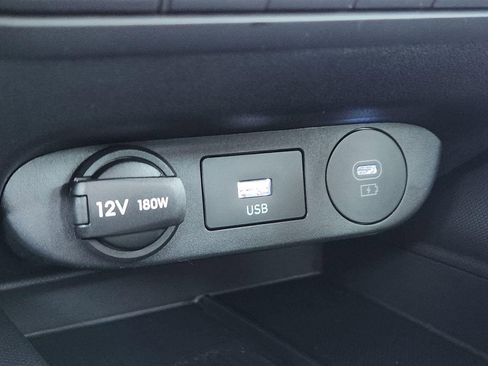 New 2026 Hyundai Elantra Limited image 18