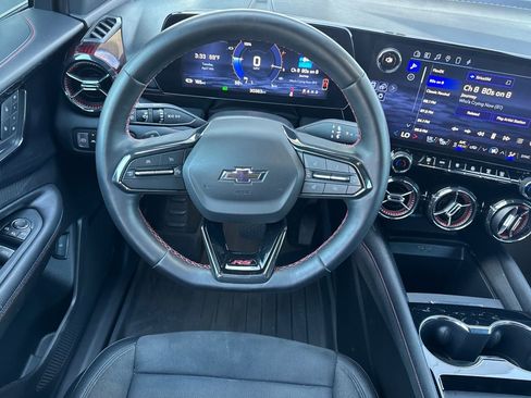 Used 2024 Chevrolet Blazer EV RS image 17