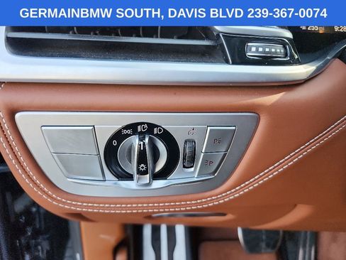 Used 2021 BMW 750i xDrive w/ Executive Package AWD/4WD image 22