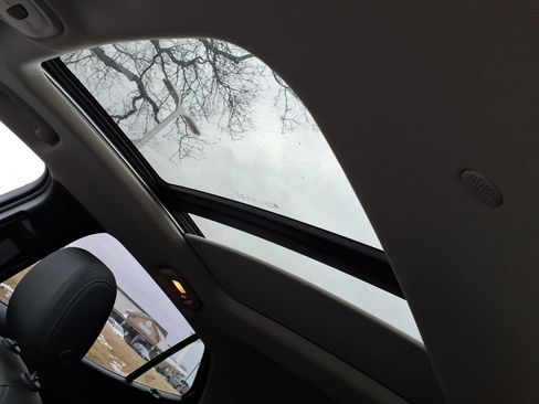 Certified 2023 Buick Encore GX Essence w/ Experience Buick Package image 10