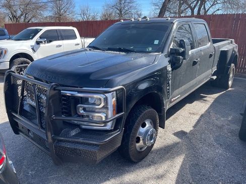 Used 2024 Ford F350 King Ranch image 2