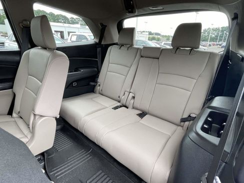 Used 2022 Honda Pilot Special Edition image 11
