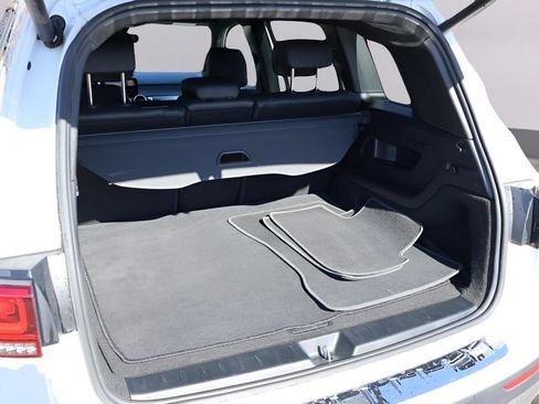 Used 2023 Mercedes-Benz GLB 250 4MATIC image 15