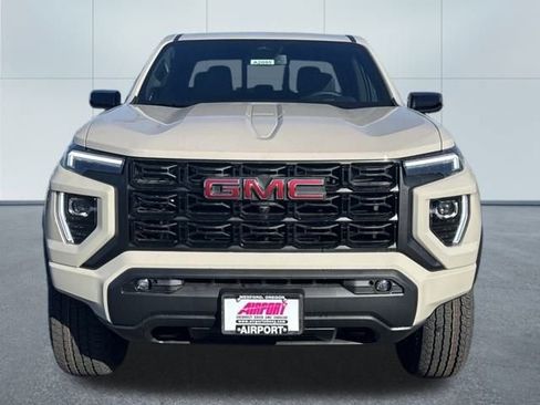 New 2026 GMC Canyon Elevation w/ Convenience Package image 4