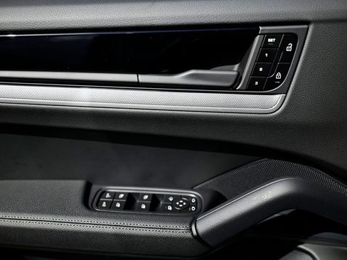 New 2026 Porsche Cayenne S AWD/4WD image 19