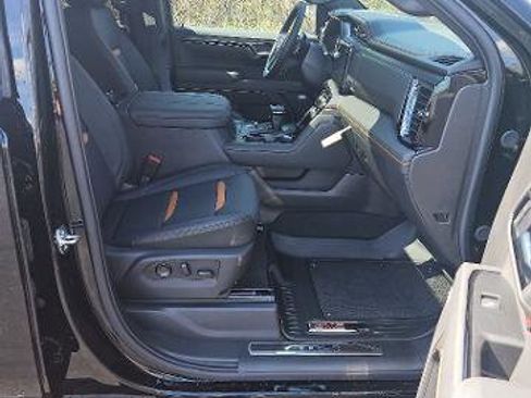 New 2026 GMC Sierra 1500 AT4 AWD/4WD image 31