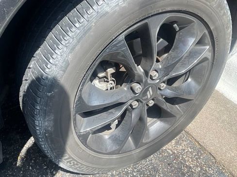 Used 2024 Dodge Durango R/T RWD image 8