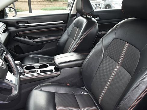 Certified 2023 Nissan Altima 2.5 SR image 17