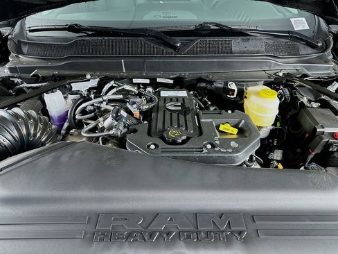 New 2026 RAM 3500 Tradesman AWD/4WD image 17