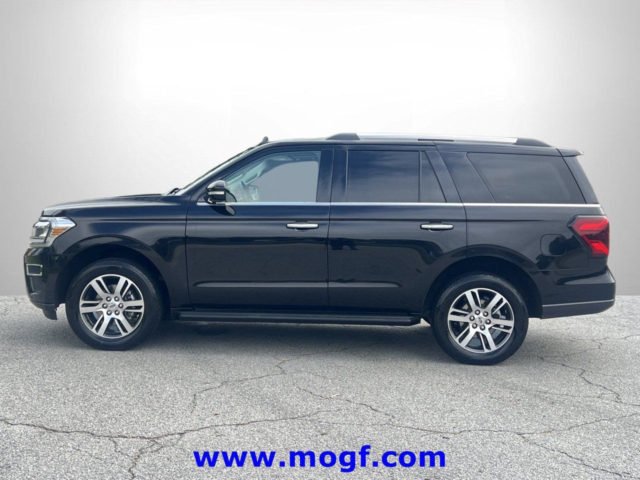 Certified 2024 Ford Expedition Limited AWD/4WD image 27