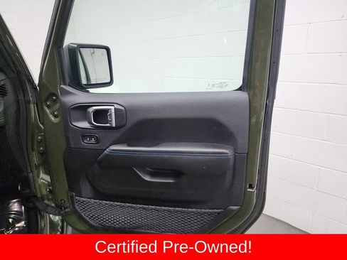 Used 2024 Jeep Wrangler Unlimited Rubicon 4xe image 31