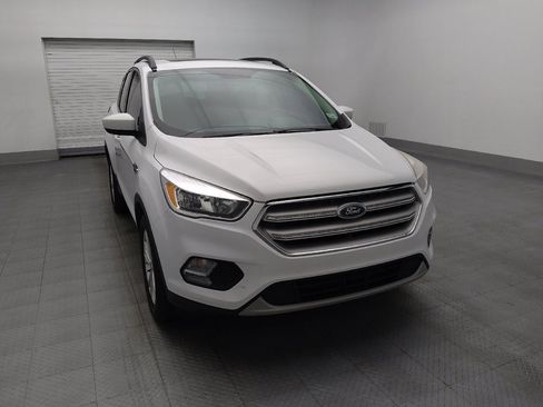 Used 2018 Ford Escape SE FWD image 14