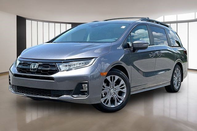 Certified 2025 Honda Odyssey Touring image 1