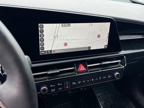Certified 2025 Kia Niro Wind w/ Wind Preserve Package FWD image 20