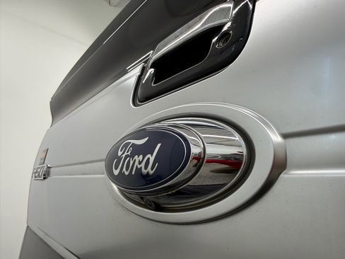 Used 2013 Ford F150 Platinum image 21