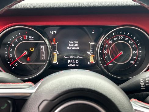 Used 2021 Jeep Wrangler Unlimited Rubicon w/ Steel Bumper Group image 25