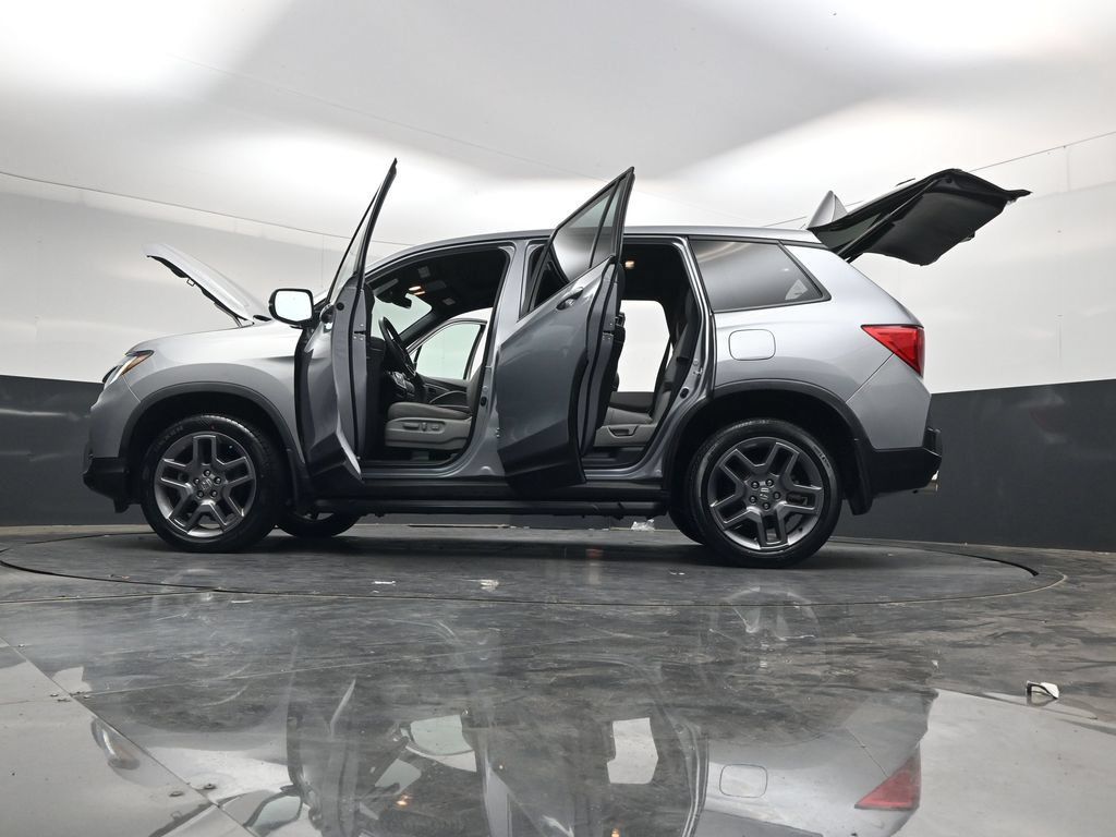 Used 2023 Honda Passport EX-L image 44