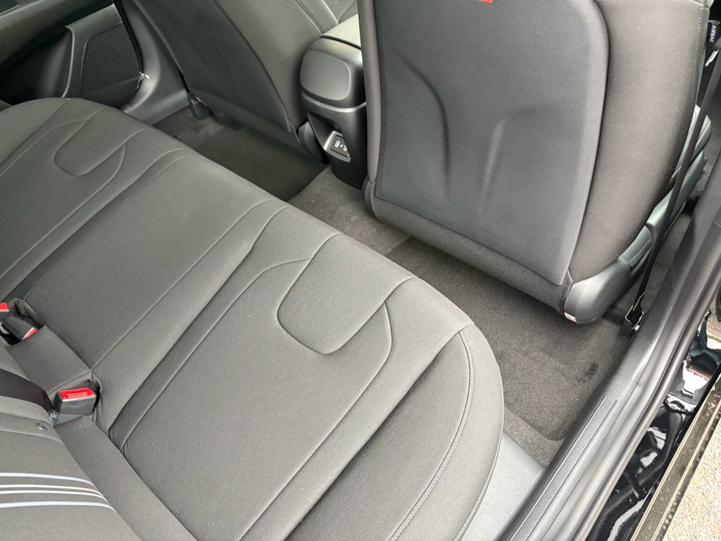 New 2026 Hyundai Elantra Sport FWD image 20