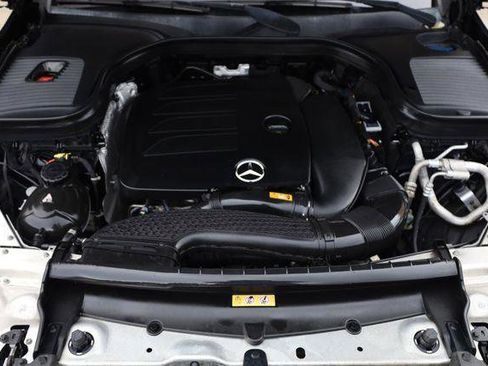 Used 2020 Mercedes-Benz GLC 300 4MATIC image 12