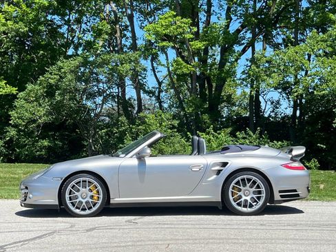 Used 2012 Porsche 911 Turbo S AWD/4WD image 2