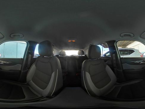 Used 2025 Chevrolet TrailBlazer LT image 40