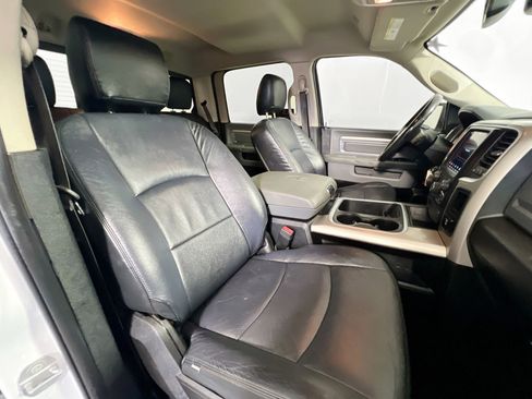 Used 2019 RAM 1500 Big Horn image 30