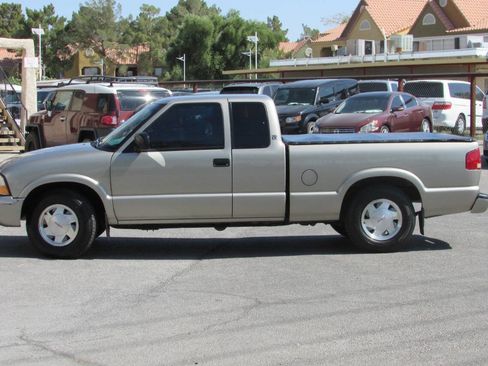 Used 2003 GMC Sonoma SLS image 4