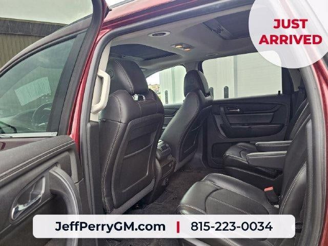 Used 2017 Chevrolet Traverse LT AWD/4WD image 16