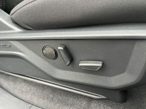 New 2026 Ford F150 XLT w/ Equipment Group 302A MID AWD/4WD image 22