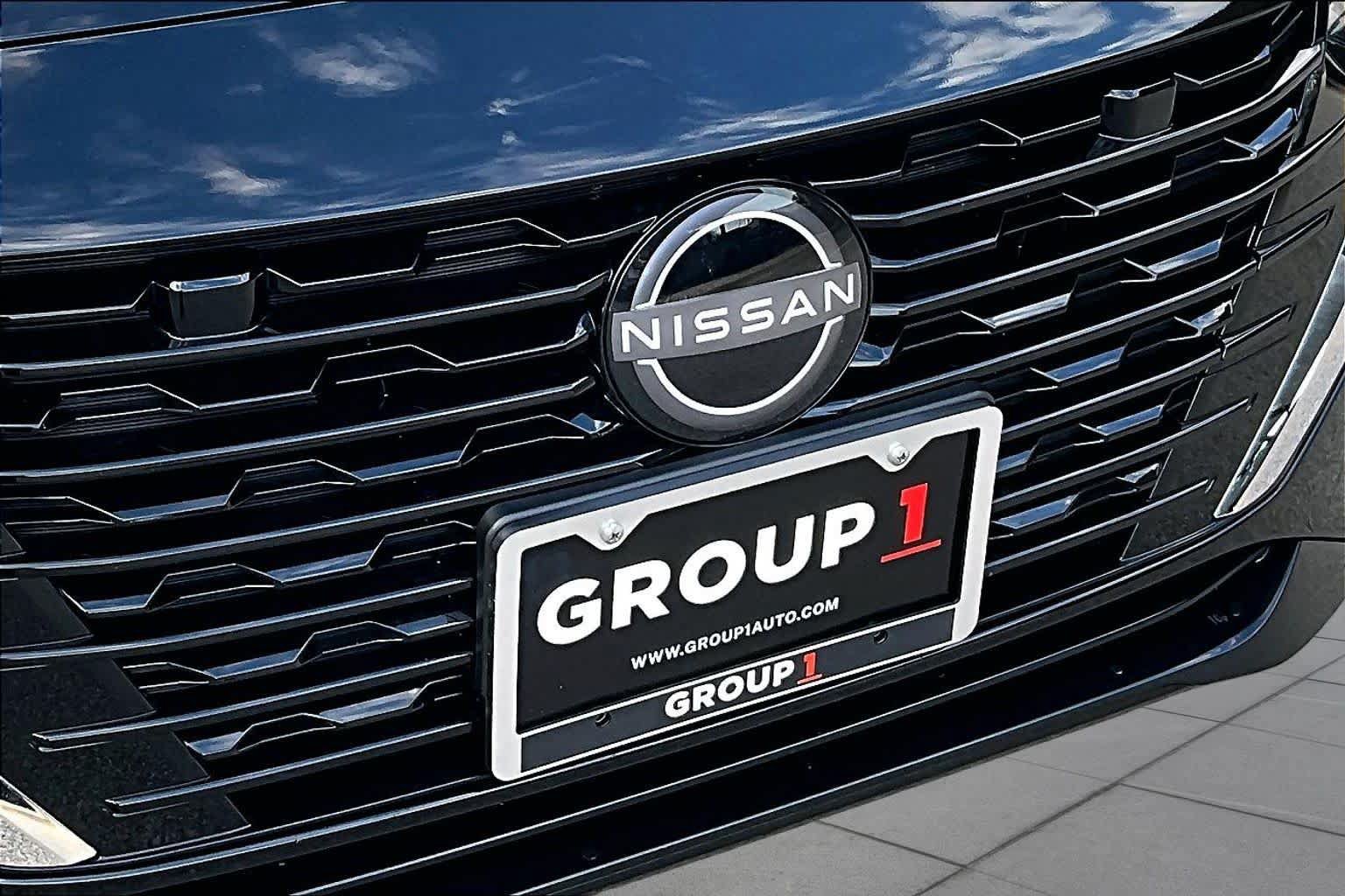 Used 2025 Nissan Sentra SV w/ All-Weather Package FWD image 28
