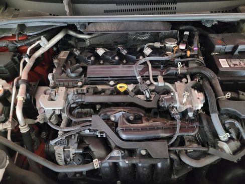 Used 2021 Toyota Corolla SE w/ SE Preferred Package FWD image 30