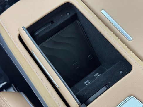 Used 2025 INFINITI QX80 Sensory image 35